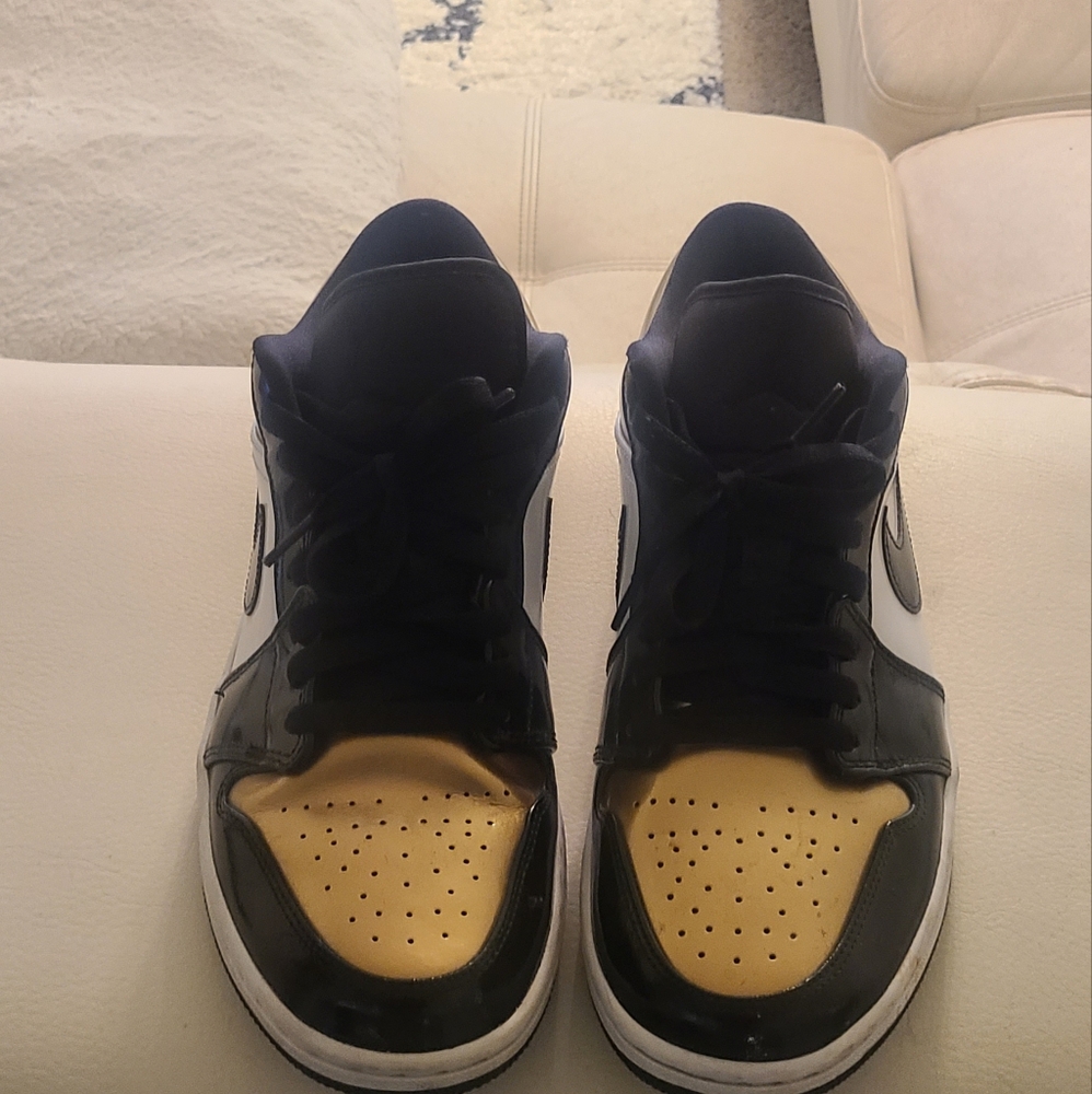 Nike Air Jordan 1 Low Gold Toe Size us 10 - Picture 2 of 6